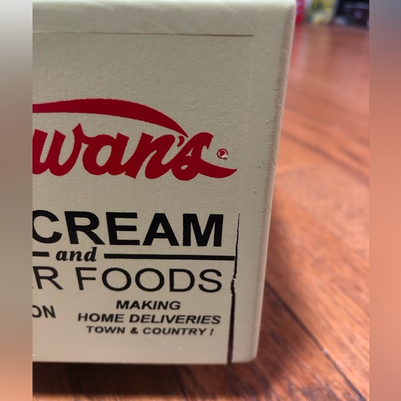 RARE Vintage SCHWANS Ice Cream & Finer Foods Movable Truck Piggy Bank - Picture 8 of 11